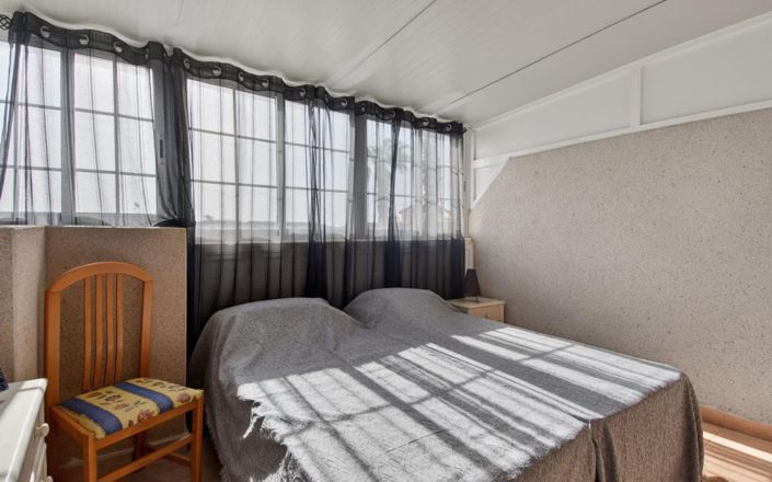 Image No.18-2 Bed Quad for sale