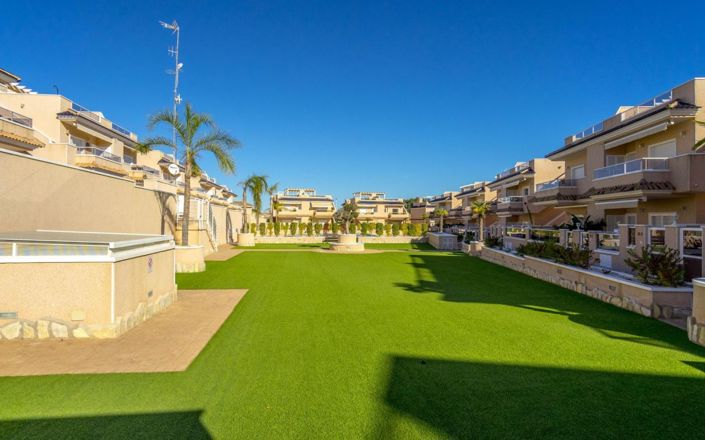 Image No.49-3 Bed Townhouse for sale