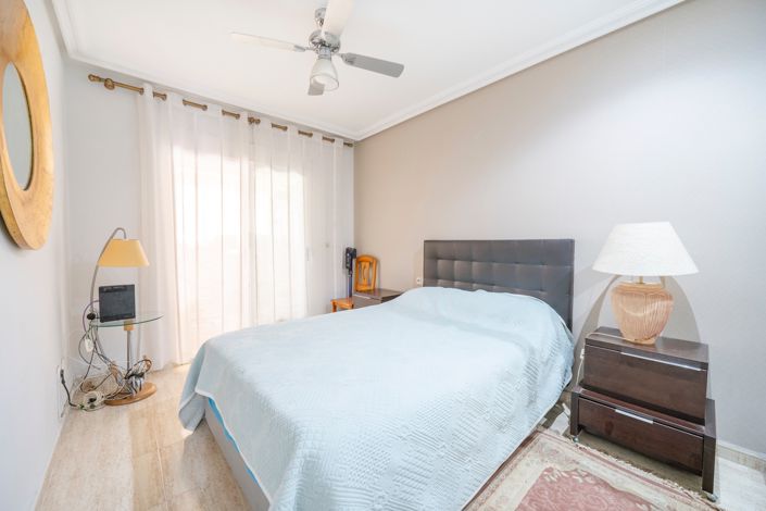 Image No.22-Maison de ville de 4 chambres à vendre à Guardamar del Segura