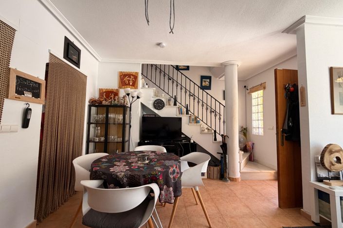 Image No.6-3 Bed Townhouse for sale