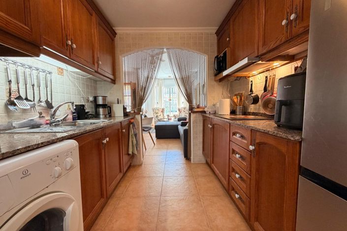 Image No.8-3 Bed Townhouse for sale