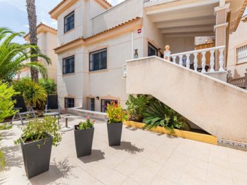 frontpic-QU888-1024x768 (1)