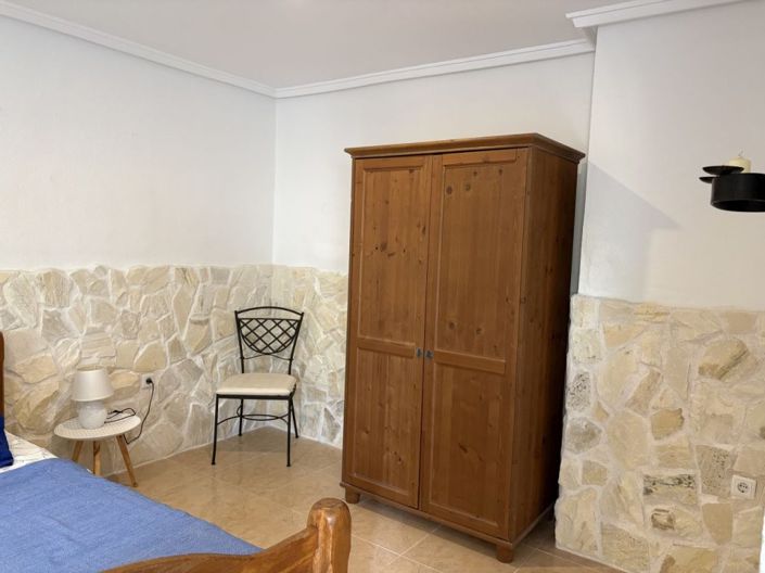 Image No.30-5 Bed Villa for sale
