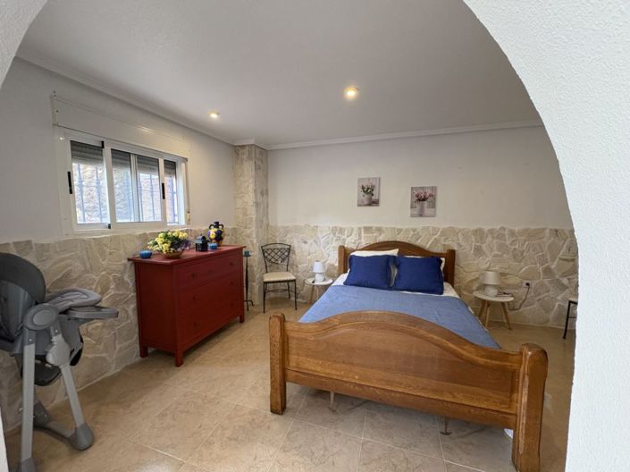 Image No.31-5 Bed Villa for sale