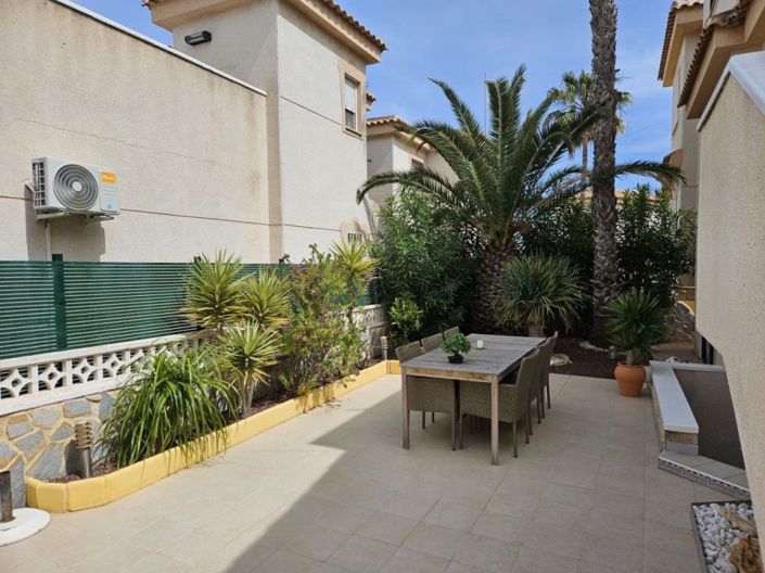 Image No.38-5 Bed Villa for sale