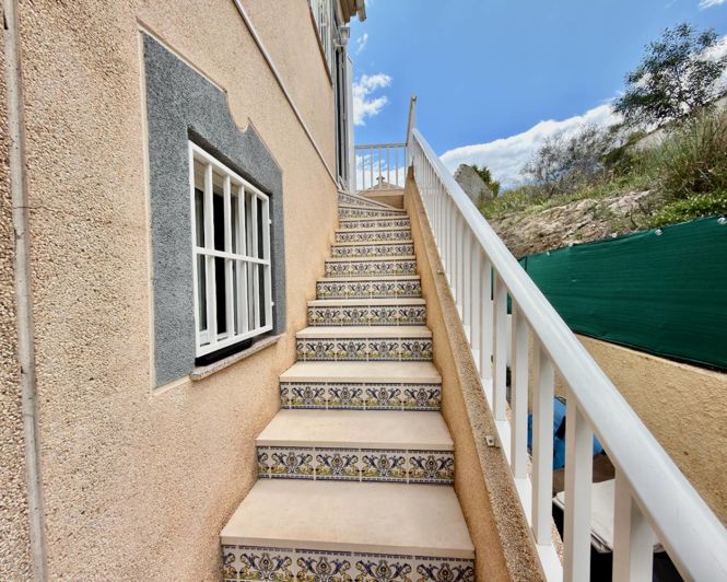 Image No.12-3 Bed Villa for sale