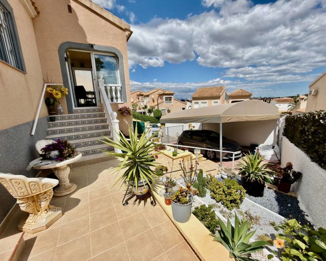 Image No.18-3 Bed Villa for sale