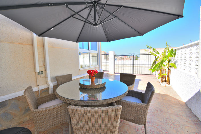 Image No.31-2 Bed Property for sale