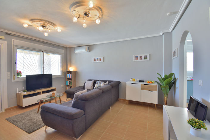 Image No.7-2 Bed Property for sale