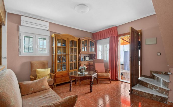 Image No.5-3 Bed Townhouse for sale