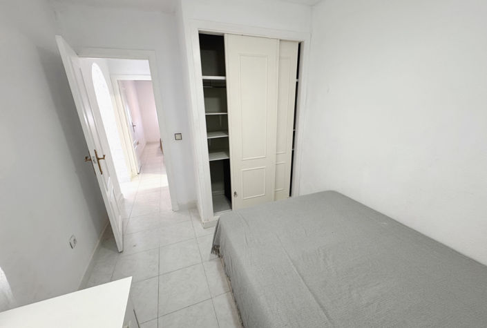 Image No.20-2 Bed Apartment for sale