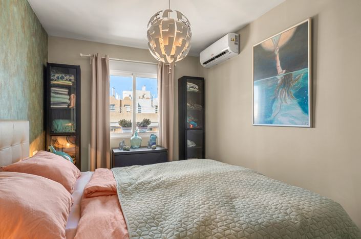 Image No.22-2 Bed Apartment for sale