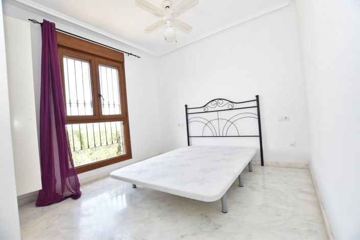 Image No.10-2 Bed Bungalow for sale