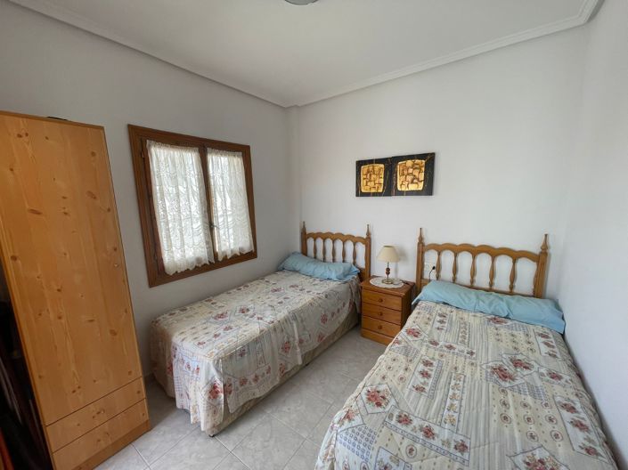 Image No.11-2 Bed Townhouse for sale