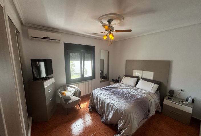 Image No.13-4 Bed Villa for sale