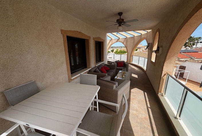 Image No.28-4 Bed Villa for sale