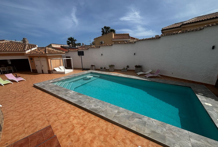 Image No.29-4 Bed Villa for sale