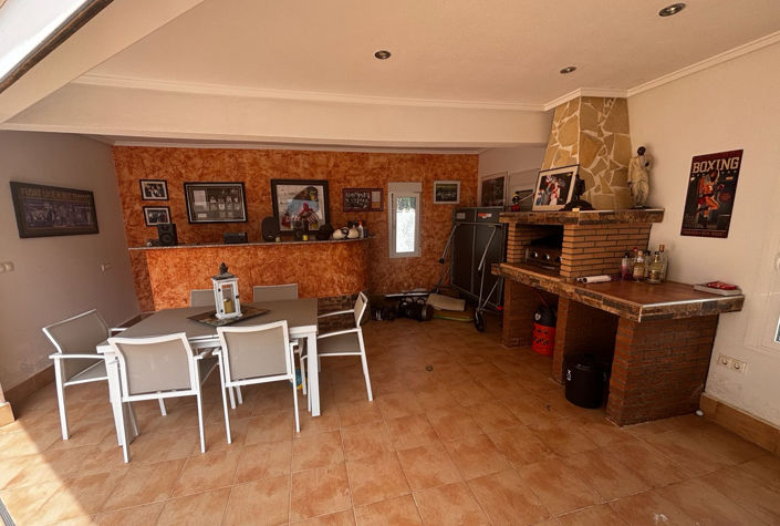 Image No.36-4 Bed Villa for sale