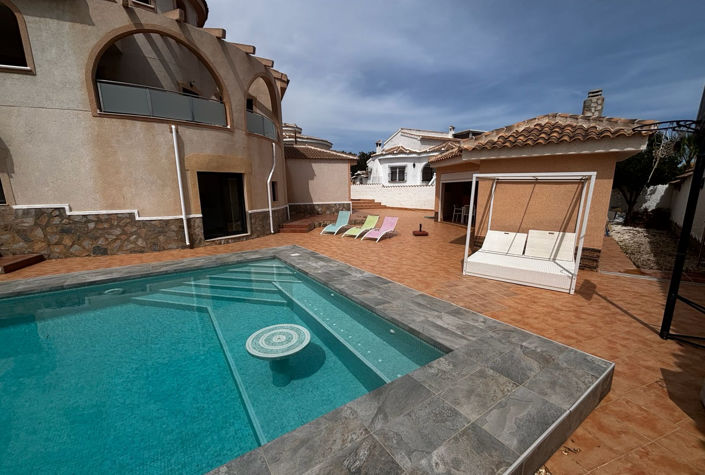 Image No.39-4 Bed Villa for sale