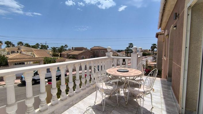 Image No.19-4 Bed Villa for sale