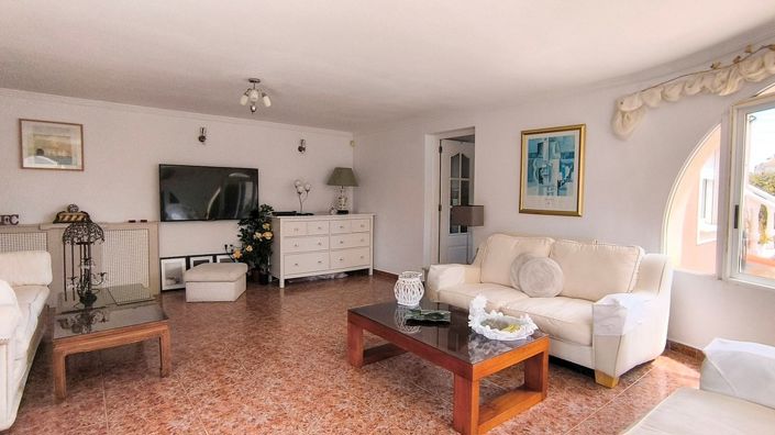 Image No.28-4 Bed Villa for sale