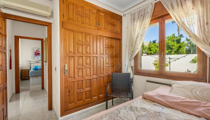 Image No.20-4 Bed Villa for sale