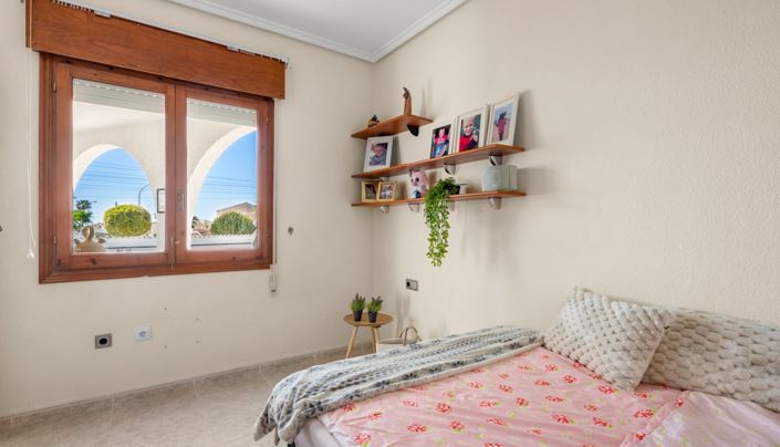 Image No.21-4 Bed Villa for sale