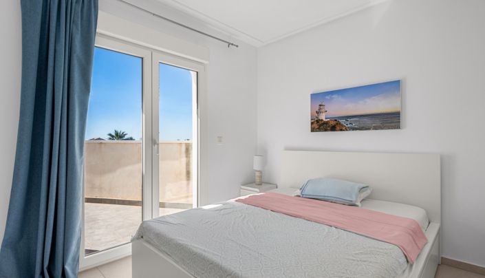 Image No.24-4 Bed Villa for sale