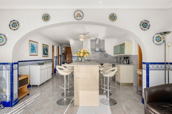 Image No.25-3 Bed Villa for sale