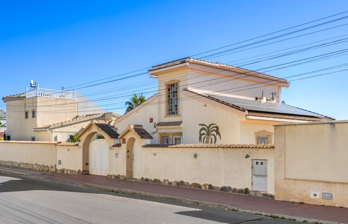 Image No.44-3 Bed Villa for sale