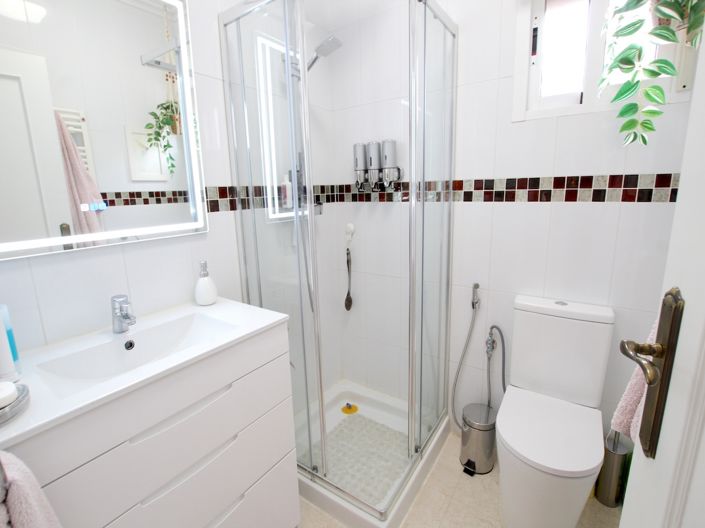 Image No.16-4 Bed Villa for sale