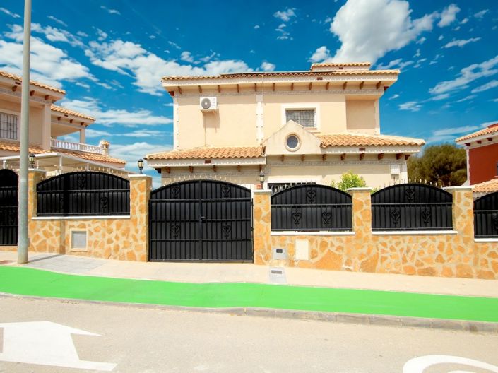 Image No.33-4 Bed Villa for sale