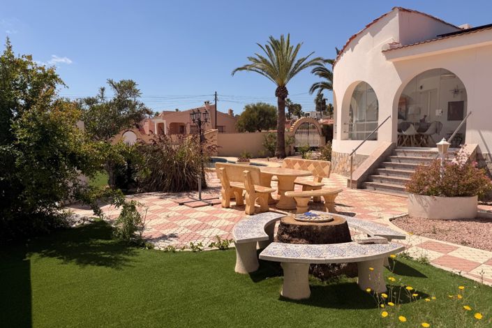 Image No.29-3 Bed Villa for sale