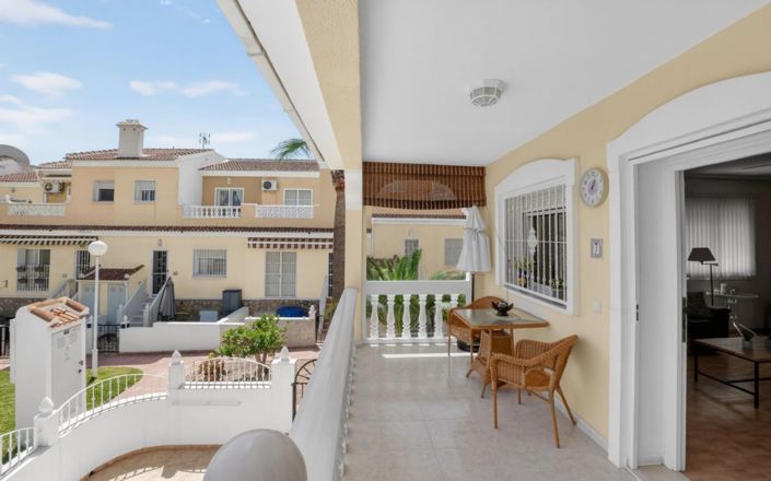 Image No.4-3 Bed Townhouse for sale