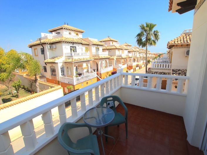 Image No.20-2 Bed Villa for sale