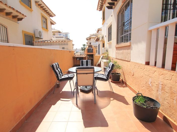 Image No.31-2 Bed Villa for sale