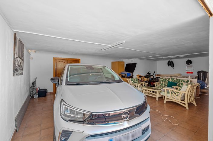 Image No.21-6 Bed Villa for sale