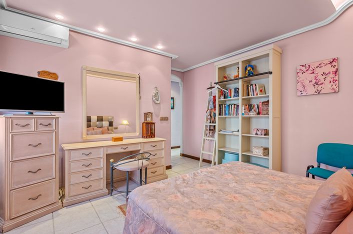 Image No.28-6 Bed Villa for sale
