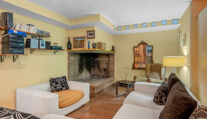 Image No.47-6 Bed Villa for sale