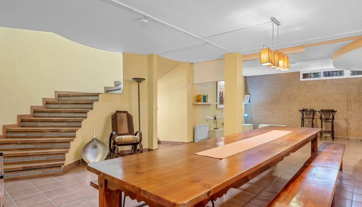 Image No.49-6 Bed Villa for sale