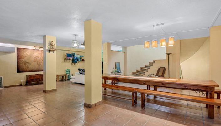 Image No.52-6 Bed Villa for sale