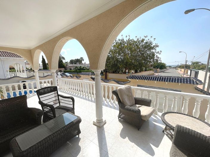 Image No.24-4 Bed Villa for sale