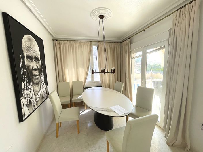 Image No.5-4 Bed Villa for sale