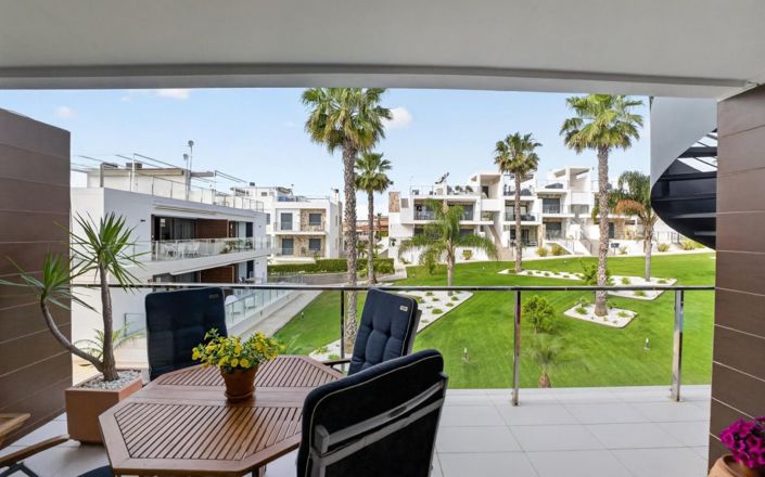 Image No.16-2 Bed Apartment for sale