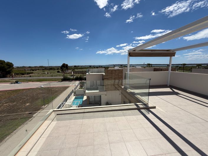 Image No.25-3 Bed Villa for sale