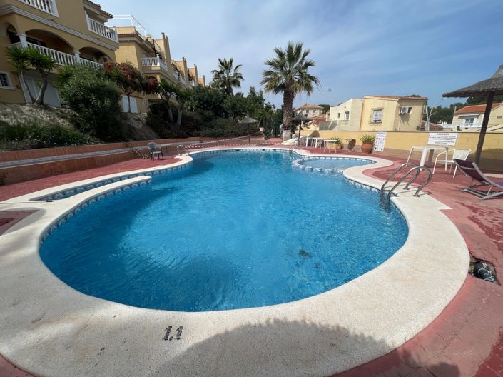 Image No.2-3 Bed Villa for sale