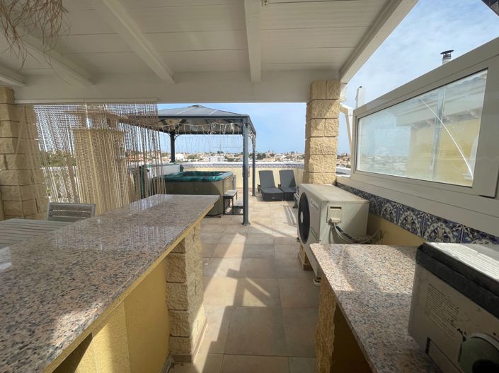 Image No.20-3 Bed Villa for sale