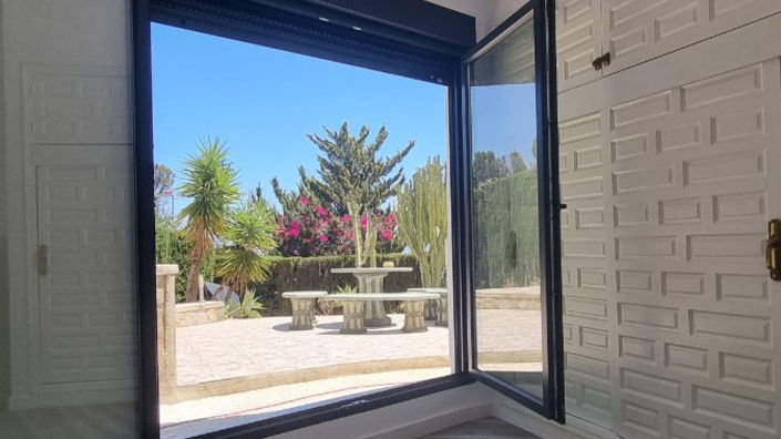 Image No.26-5 Bed Villa for sale