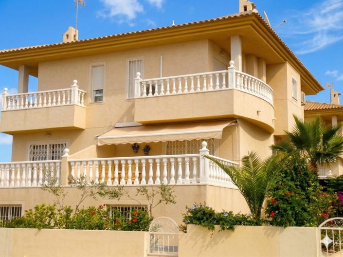 Image No.21-Propriété de 4 chambres à vendre à Benimar
