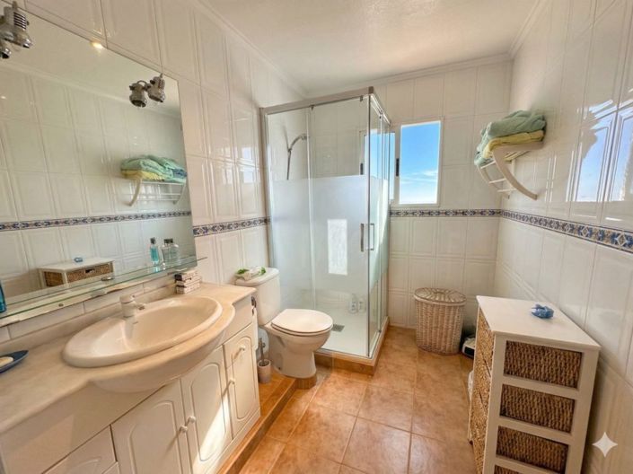 Image No.8-Propriété de 4 chambres à vendre à Benimar